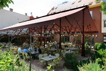 מלון Hotel Debrecen דברצן