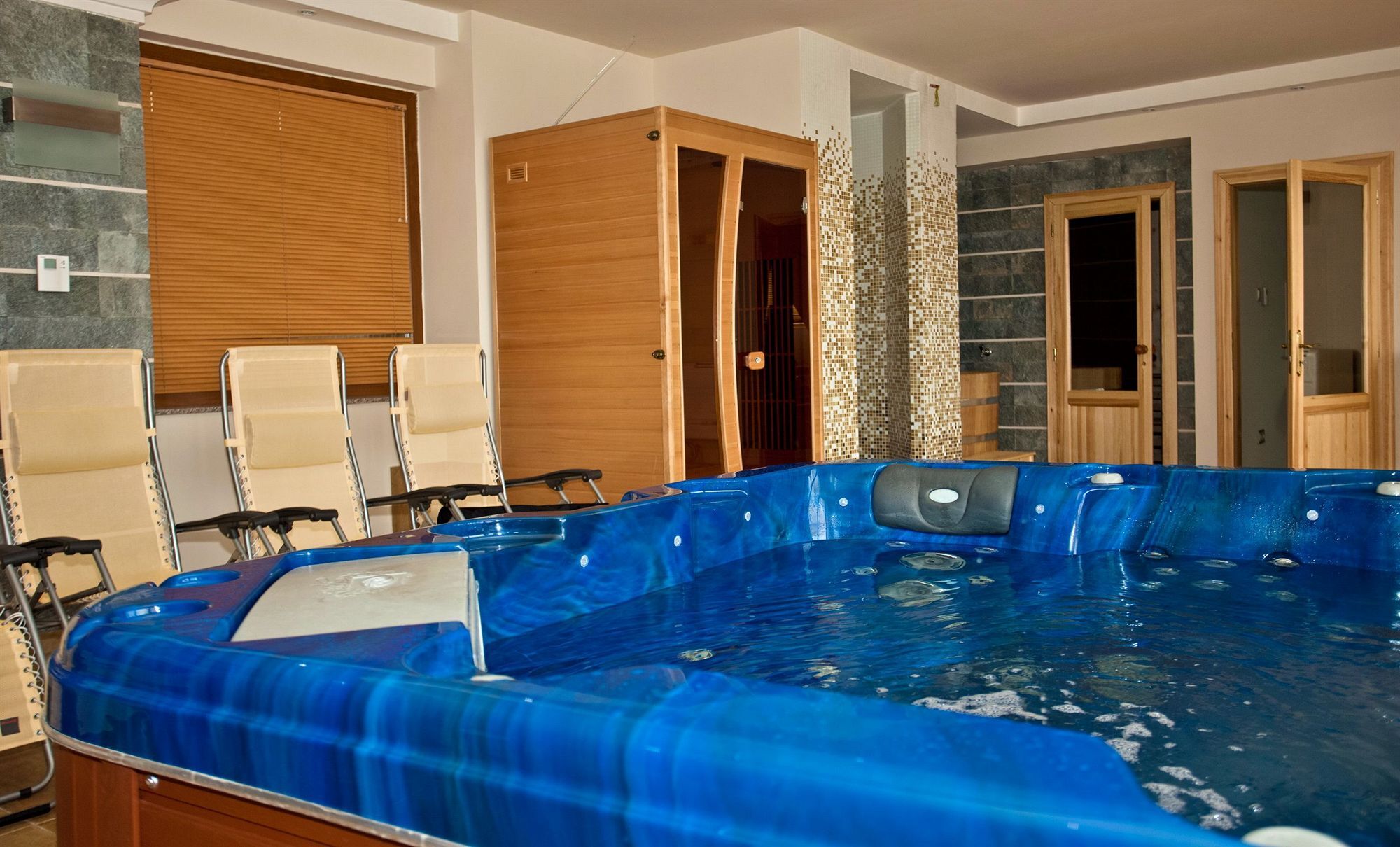 Hotel Debrecen 3* דברצן